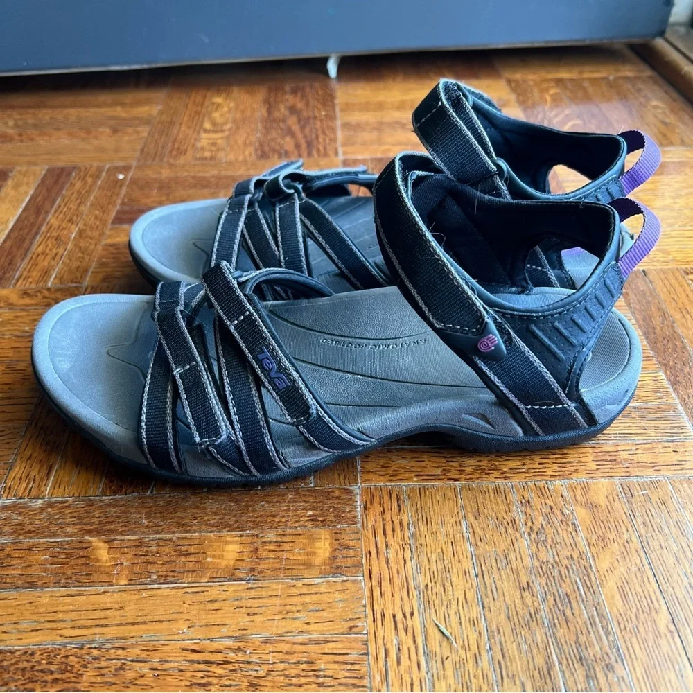 Teva‎ Tirra Black/Purple Sandals, Size 9